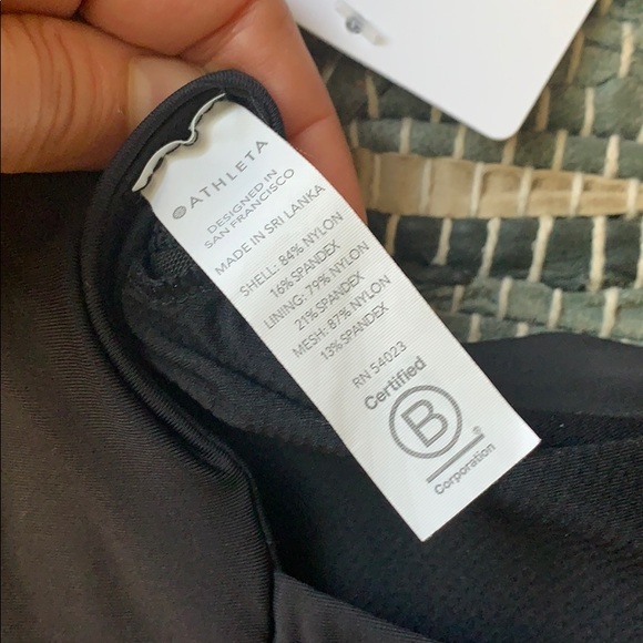 Athleta crop - Picture 7 of 7